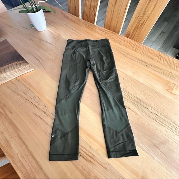 Lululemon military green leggings 4 - Picture 2 of 7